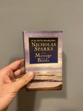 Message in a Bottle - Mass Market Paperback By Sparks, Nicholas - GOOD